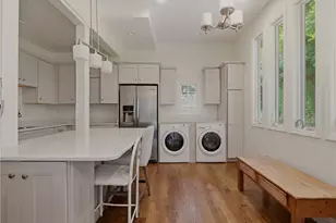 4 Red Cross Terrace, Newport, RI 02840 - Photo 2