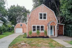 59 Melrose Ave, Jamestown, RI 02835 - Photo 2