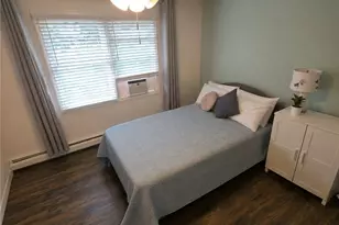 10 Burleigh St, Providence, RI 02904 - Photo 8