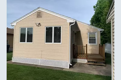 82 Merchant Street, North Providence, RI 02911 - Photo 4