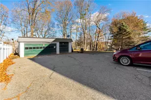 222 Carrington Ave, Woonsocket, RI 02895 - Photo 4