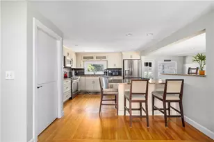 96 Redwood Dr, Cranston, RI 02920 - Photo 8