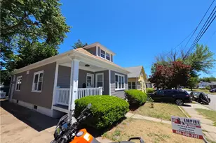 286 Sutton Ave, East Providence, RI 02914 - Photo 2