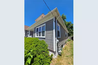 286 Sutton Avenue, East Providence, RI 02914 - Photo 4