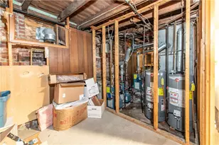 73 Trenton St, Providence, RI 02906 - Photo 16