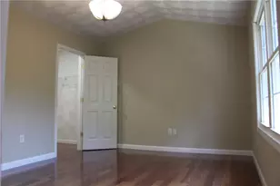 56 McKay Ct, Warwick, RI 02889 - Photo 14