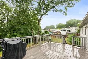 84 Hilton Rd, Warwick, RI 02889 - Photo 32