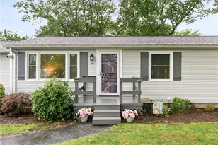 84 Hilton Rd, Warwick, RI 02889 - Photo 2