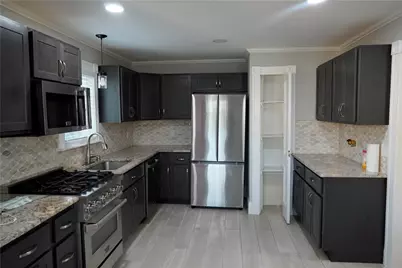 1358 Narragansett Blvd Boulevard, Cranston, RI 02905 - Photo 10