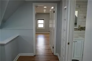 1358 Narragansett Blvd Blvd, Cranston, RI 02905 - Photo 26