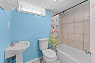 912 Narragansett Blvd, Providence, RI 02905 - Photo 34