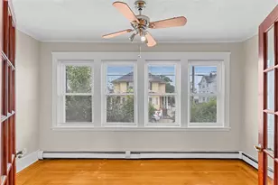 912 Narragansett Blvd, Providence, RI 02905 - Photo 6