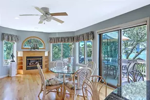129 Seaside Dr, Jamestown, RI 02835 - Photo 16