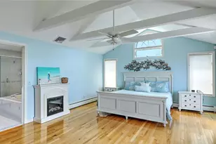129 Seaside Dr, Jamestown, RI 02835 - Photo 32