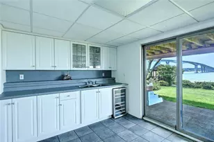 129 Seaside Dr, Jamestown, RI 02835 - Photo 40