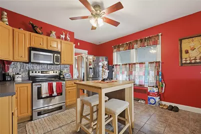 11 Franklin Street, North Providence, RI 02904 - Photo 8