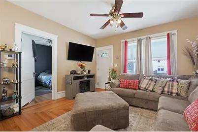 11 Franklin Street, North Providence, RI 02904 - Photo 4