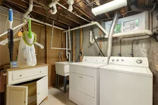 20 Deer St, East Providence, RI 02916 - Photo 24