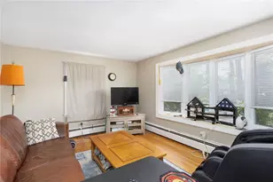 20 Deer St, East Providence, RI 02916 - Photo 6