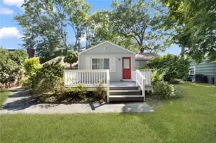 20 Deer St, East Providence, RI 02916 - Photo 34