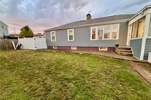 44 Pavilion Ave, Cranston, RI 02920 - Photo 30