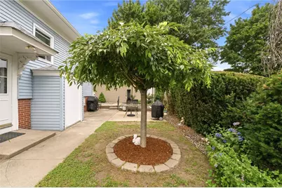 108 Daniel Avenue, Providence, RI 02909 - Photo 28