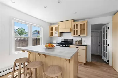 29 Aquidneck Avenue, Portsmouth, RI 02871 - Photo 8