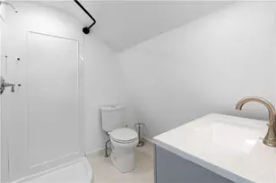 29 Aquidneck Ave, Portsmouth, RI 02871 - Photo 20