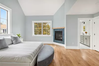 118 Newport Avenue, Middletown, RI 02842 - Photo 36