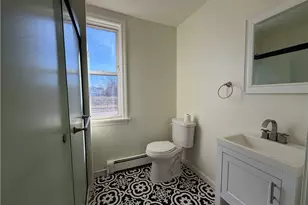 57 Garden St, Pawtucket, RI 02860 - Photo 12