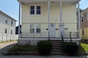 43 Tweed St, Pawtucket, RI 02861 - Photo 1