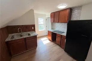 43 Tweed St, Pawtucket, RI 02861 - Photo 6