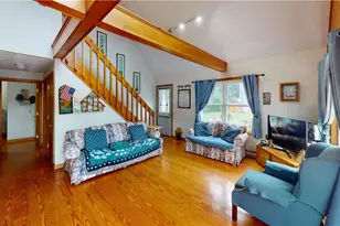 043 Merrill Ln, Portsmouth, RI 02871 - Photo 2