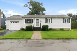115 Thurston St, East Providence, RI 02915 - Photo 2