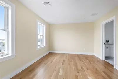 118 Newport Avenue, Middletown, RI 02842 - Photo 42