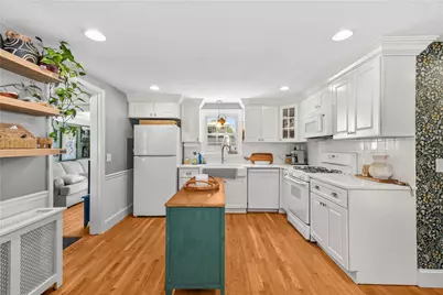 76 Brewster Drive, Warwick, RI 02889 - Photo 8
