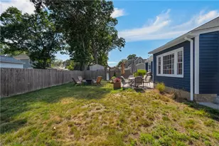 76 Brewster Dr, Warwick, RI 02889 - Photo 32