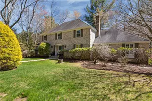 1340 Waterford Dr, East Greenwich, RI 02818 - Photo 2
