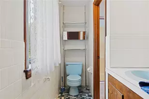 129 Woodside Ave, West Warwick, RI 02893 - Photo 28