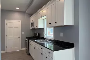98 Whitmarsh St, Providence, RI 02907 - Photo 8