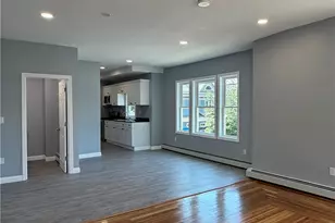 98 Whitmarsh St, Providence, RI 02907 - Photo 10