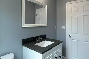 98 Whitmarsh St, Providence, RI 02907 - Photo 28