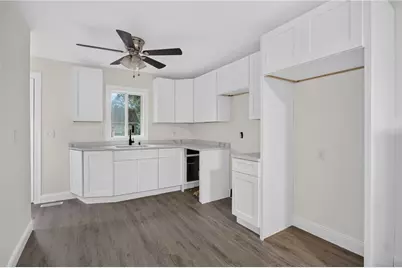 68 Uncas Street, Warwick, RI 02889 - Photo 12