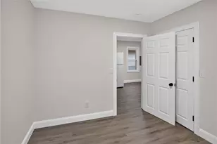 68 Uncas St, Warwick, RI 02889 - Photo 30