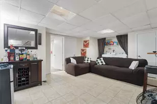9 Halton St, Providence, RI 02907 - Photo 18
