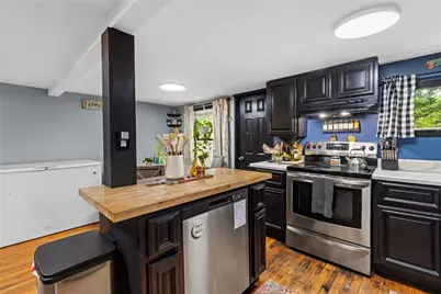 64 Tiogue Avenue, West Warwick, RI 02893 - Photo 14