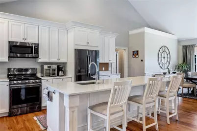 42 Aubin Street, Seekonk, MA 02771 - Photo 6