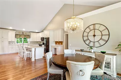 42 Aubin Street, Seekonk, MA 02771 - Photo 4