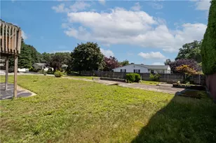 18 Tabor Dr, Johnston, RI 02919 - Photo 24