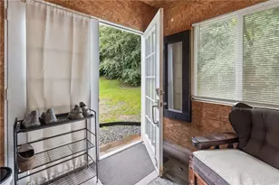 40 Poppy Pl, Warwick, RI 02886 - Photo 30